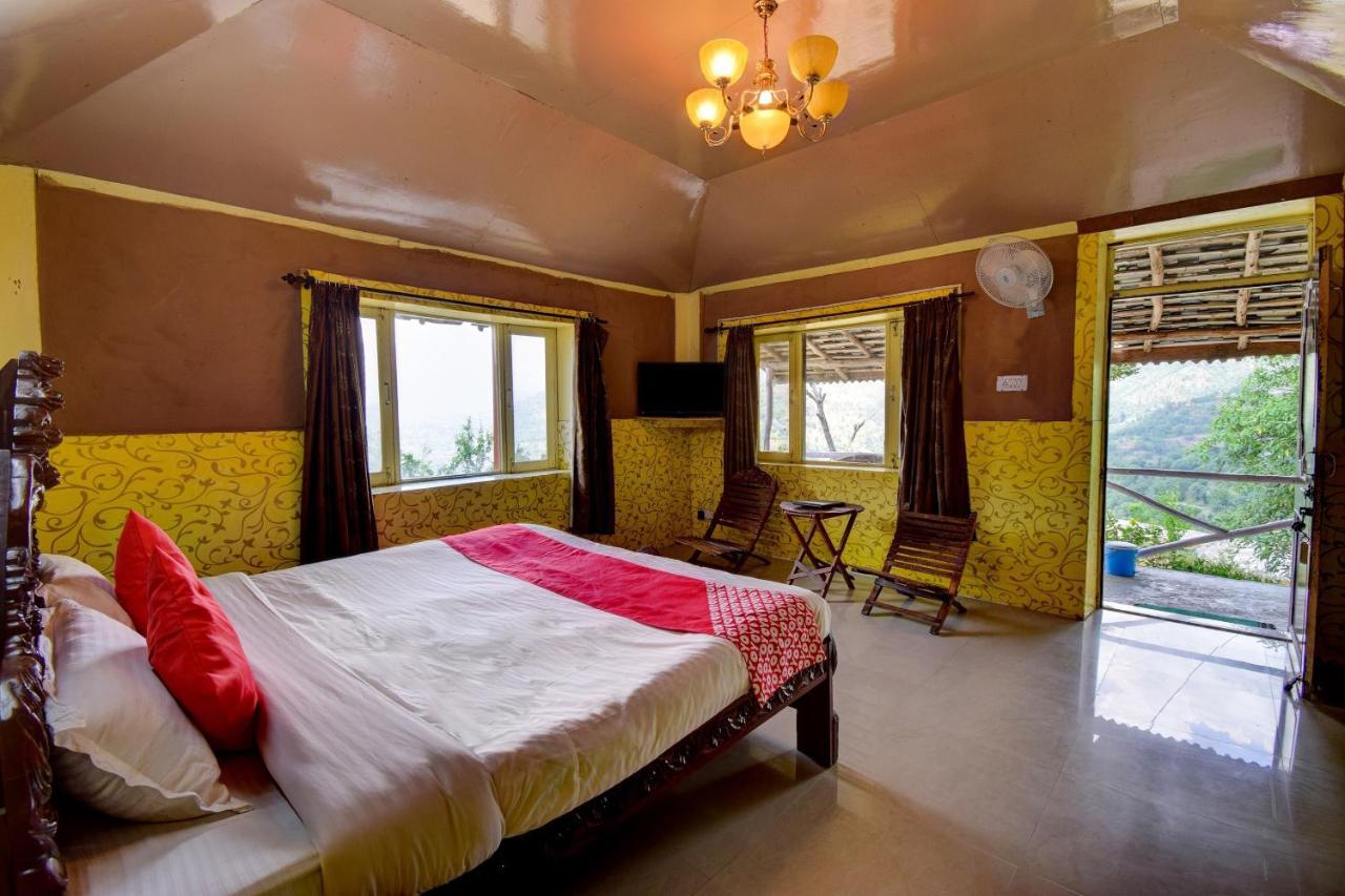 Oyo 43476 Vatika Resort Shimla Exterior foto